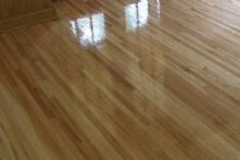 Suelo Madera Barnizado